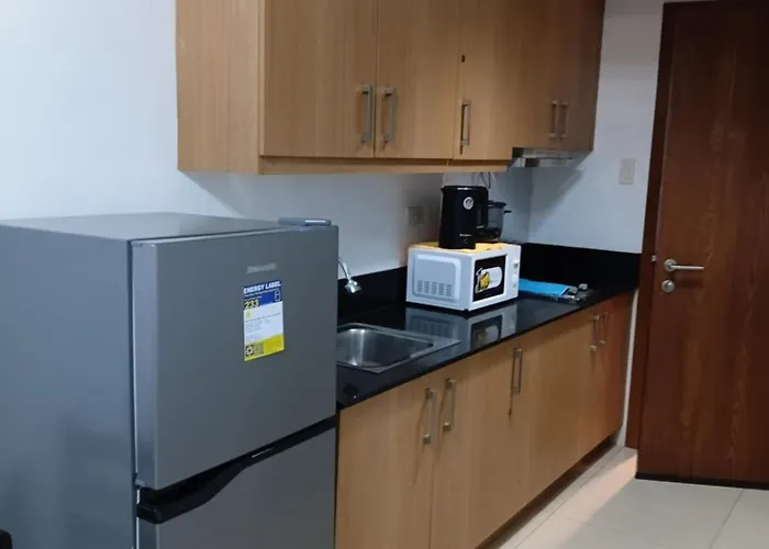 Shell Residences Moa By Joseph Apartment